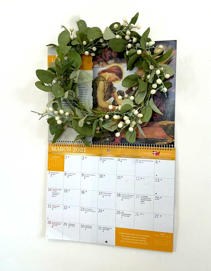 Catholic calendar with small wreath for Kindergarten calendar time